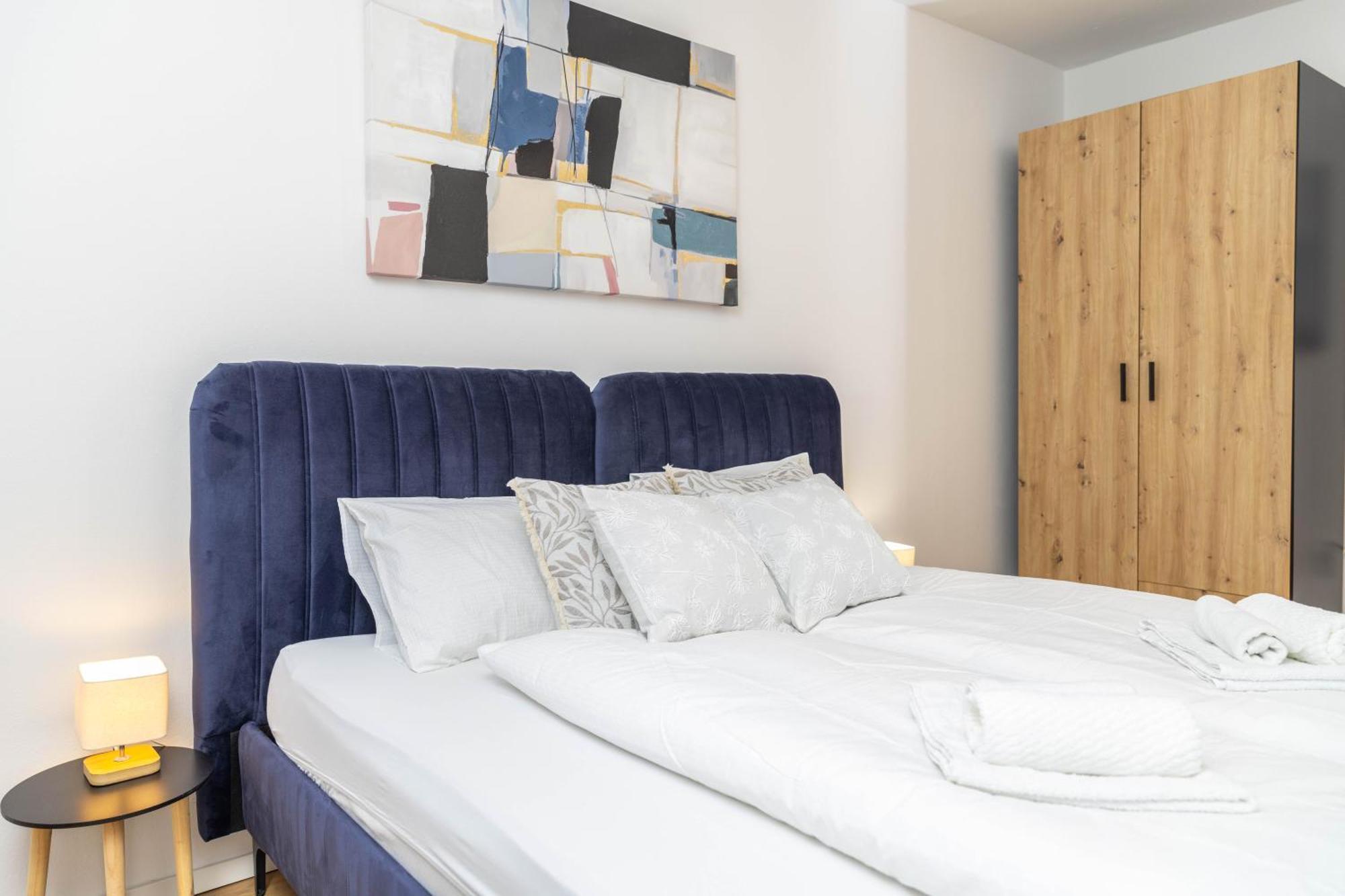Apartman Tihana Vinkovci Exteriör bild